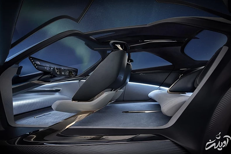 نمای داخل کابین کراس اور مفهومی و برقی بیوک الکترا / Buick Electra Concept